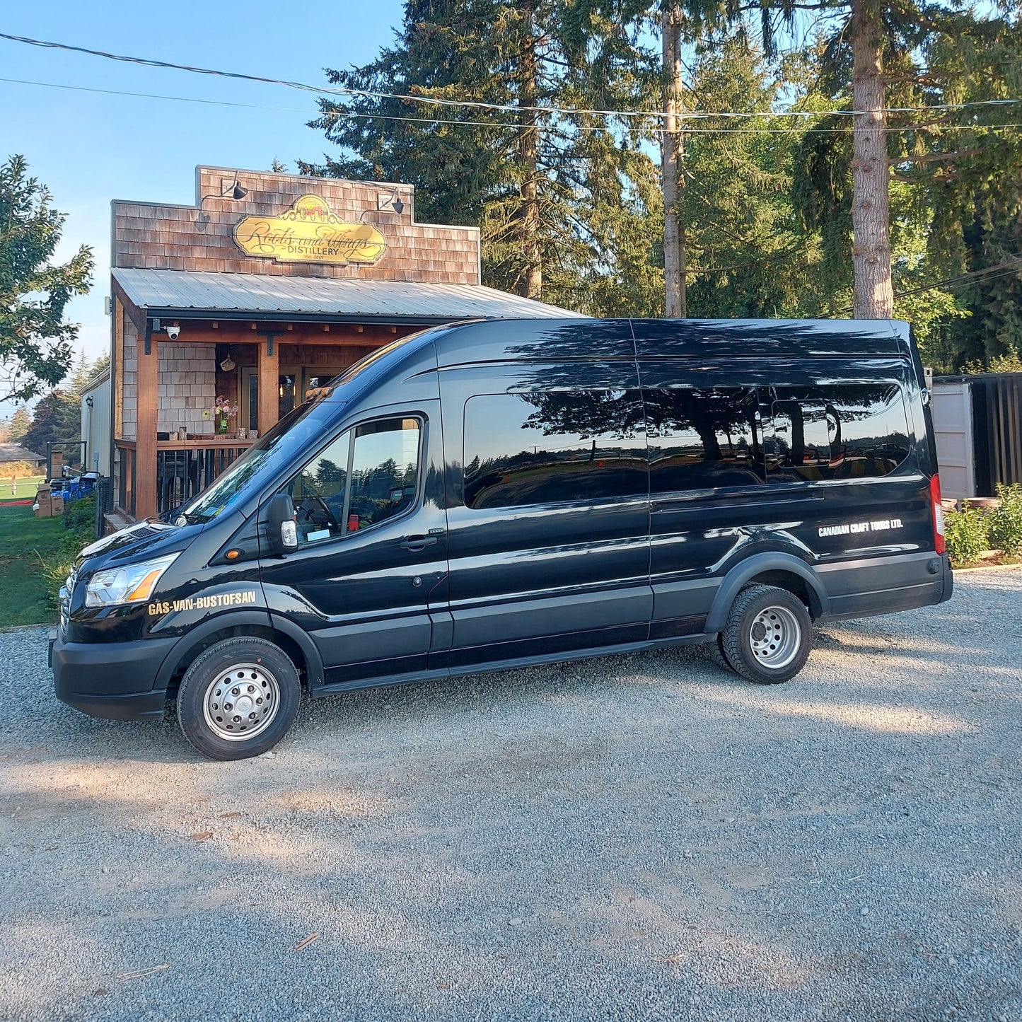 Langley Wine Tour bus